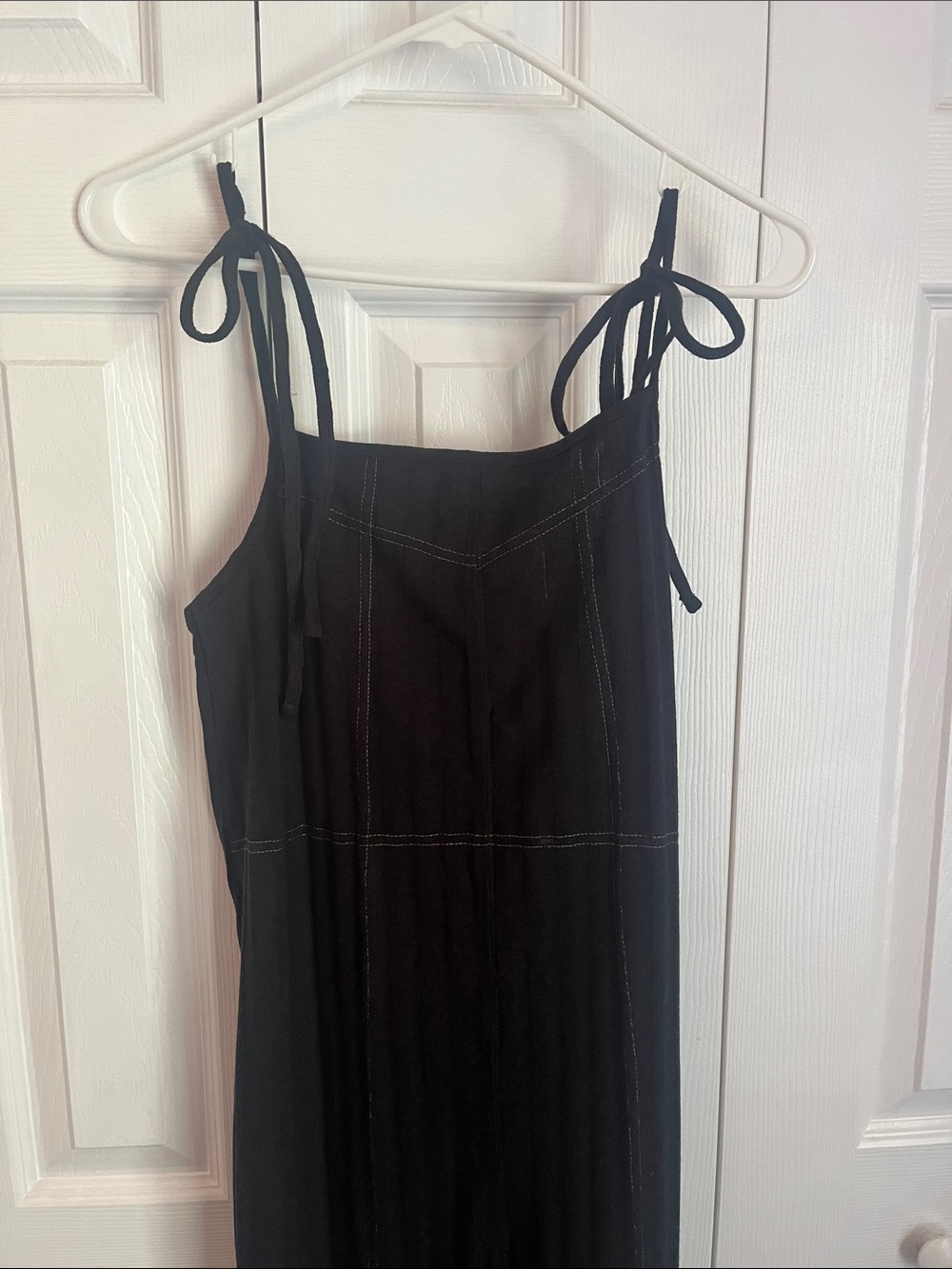 Amuse Society Black Cropped Jumpsuit with Tie Straps